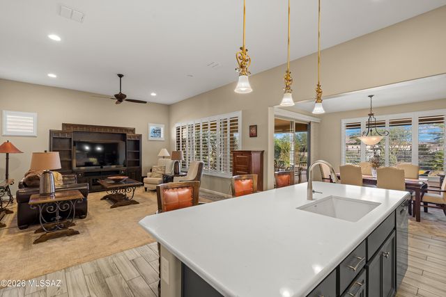 60944 E Angora Place, Oracle, AZ 85623