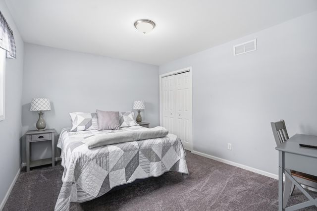 405 N Griffith Boulevard, Griffith, IN 46319