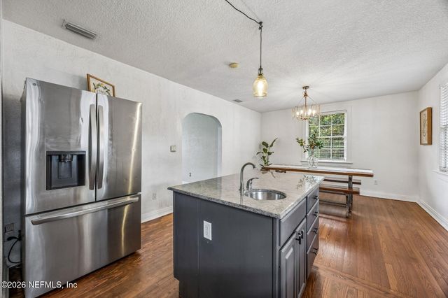 1022 OLD HICKORY Road, Jacksonville, FL 32207
