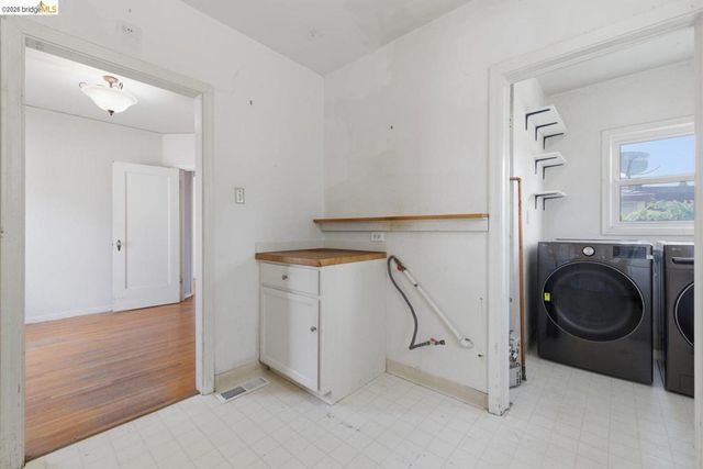 130 Behrens Street, El Cerrito, CA 94530