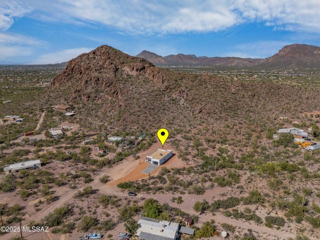 4570 W Milton Road, Tucson, AZ 85746