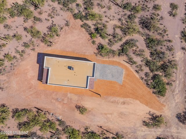 4570 W Milton Road, Tucson, AZ 85746