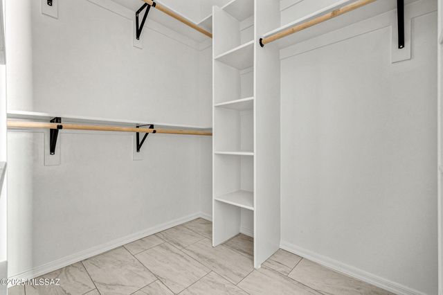 4570 W Milton Road, Tucson, AZ 85746