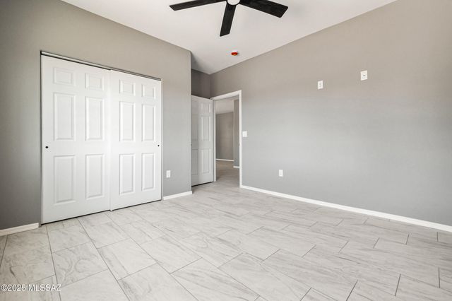 4570 W Milton Road, Tucson, AZ 85746