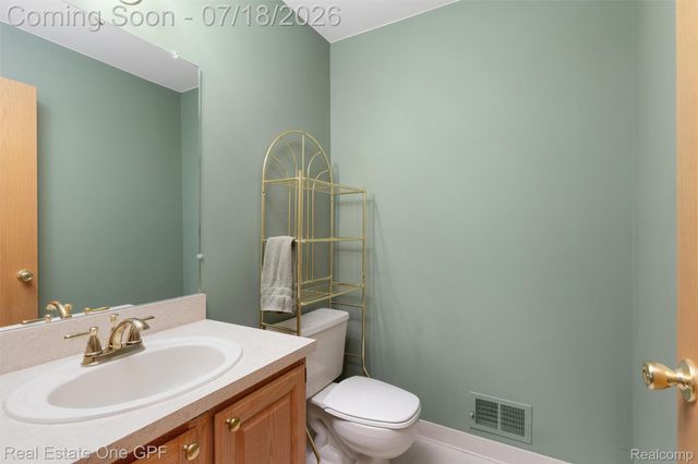 39931 Brylor Court, Clinton Charter Township, MI 48038