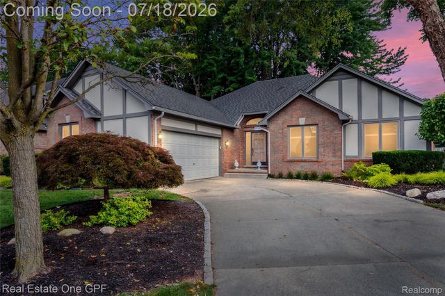 39931 Brylor Court, Clinton Charter Township, MI 48038