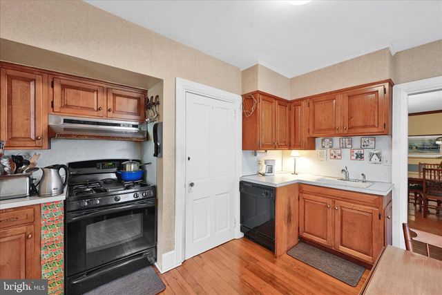 640 W CHESTNUT ST, Lancaster, PA 17603