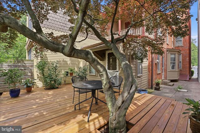 640 W CHESTNUT ST, Lancaster, PA 17603