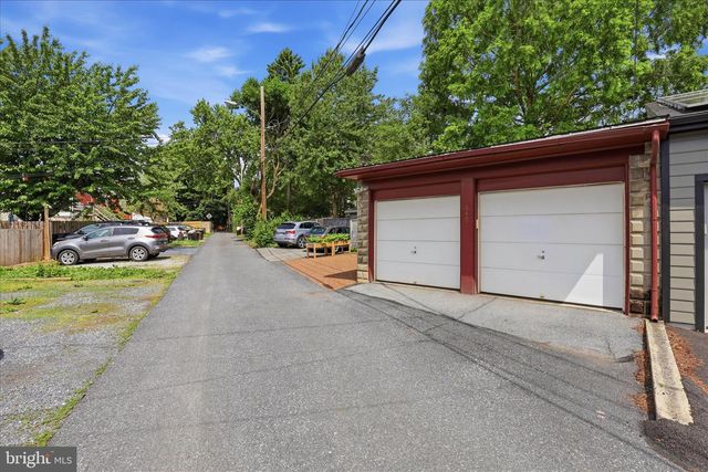 640 W CHESTNUT ST, Lancaster, PA 17603