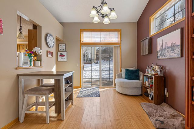 15325 Greenhaven Lane 106, Burnsville, MN 55306