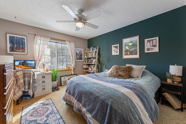 15325 Greenhaven Lane 106, Burnsville, MN 55306