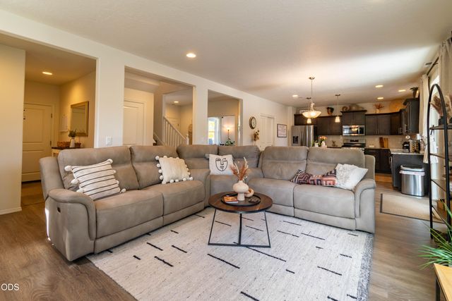 16619 Landing Court, La Pine, OR 97739