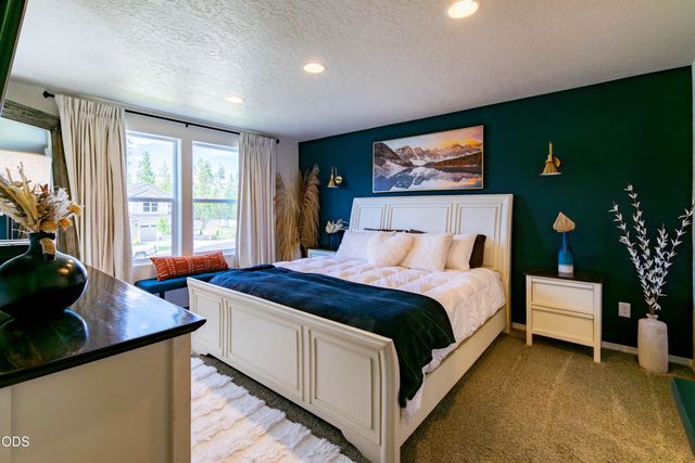 16619 Landing Court, La Pine, OR 97739