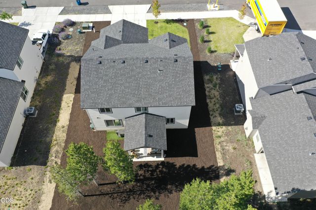16619 Landing Court, La Pine, OR 97739