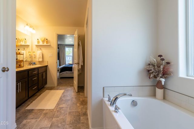16619 Landing Court, La Pine, OR 97739