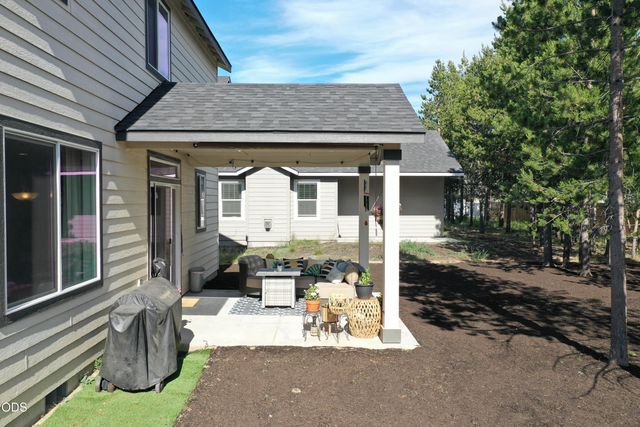 16619 Landing Court, La Pine, OR 97739