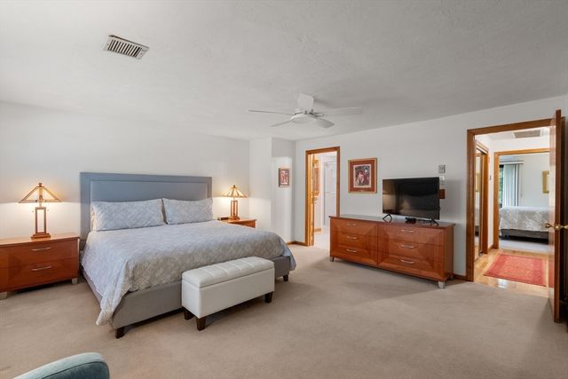 195 Falmouth Road 10, Mashpee, MA 02649