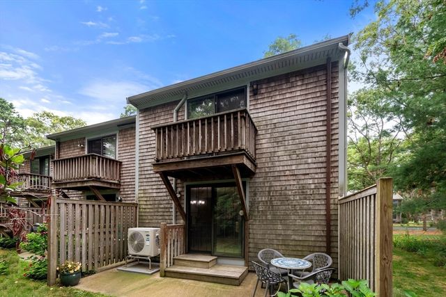 195 Falmouth Road 10, Mashpee, MA 02649