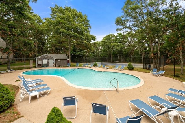 195 Falmouth Road 10, Mashpee, MA 02649