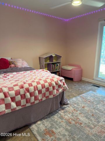 380 W Denny Avenue, Pinebluff, NC 28373