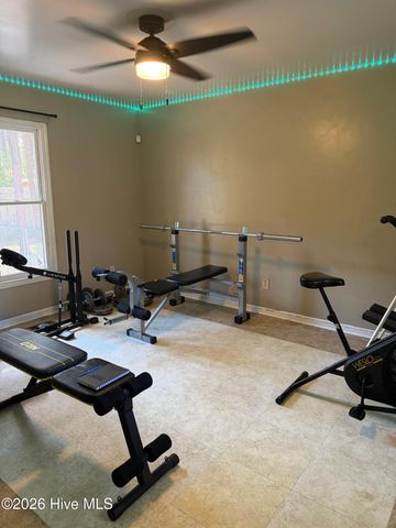 380 W Denny Avenue, Pinebluff, NC 28373