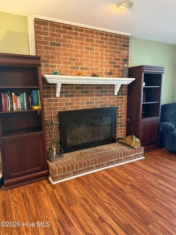 380 W Denny Avenue, Pinebluff, NC 28373