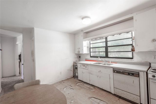 6281 SE HAMES ROAD, Belleview, FL 34420