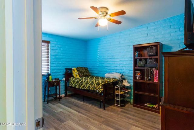 6730 E Hawk Drive, Tucson, AZ 85730