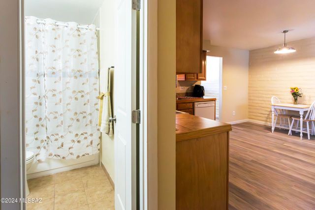 6730 E Hawk Drive, Tucson, AZ 85730