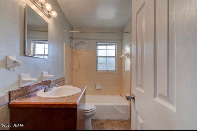 226 Lockhart Street, Daytona Beach, FL 32114