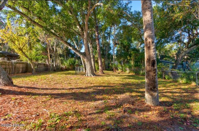 226 Lockhart Street, Daytona Beach, FL 32114