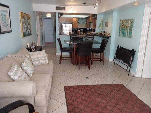 6830 Indian Creek Dr 5B, Miami Beach, FL 33141