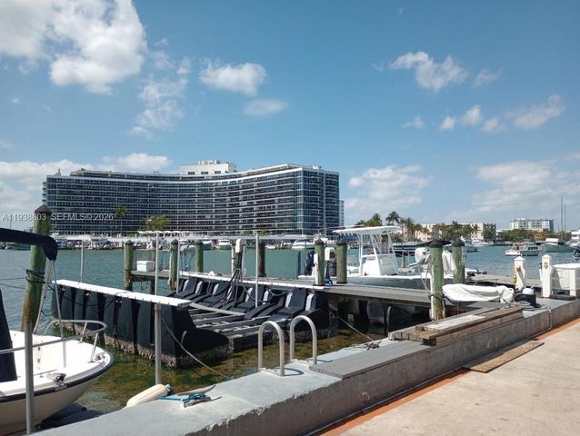 6830 Indian Creek Dr 5B, Miami Beach, FL 33141