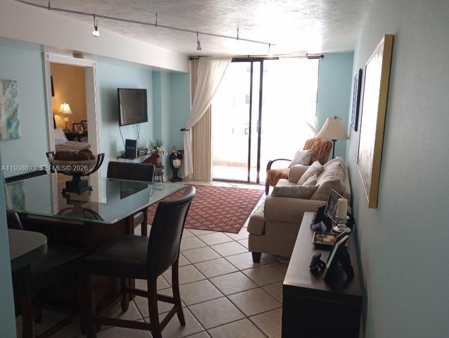 6830 Indian Creek Dr 5B, Miami Beach, FL 33141