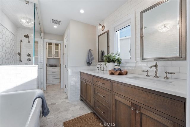 2115 Catalina, Laguna Beach, CA 92651