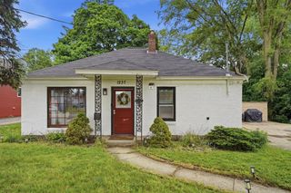 1237 Fuller Avenue, Grand Rapids, MI 49505