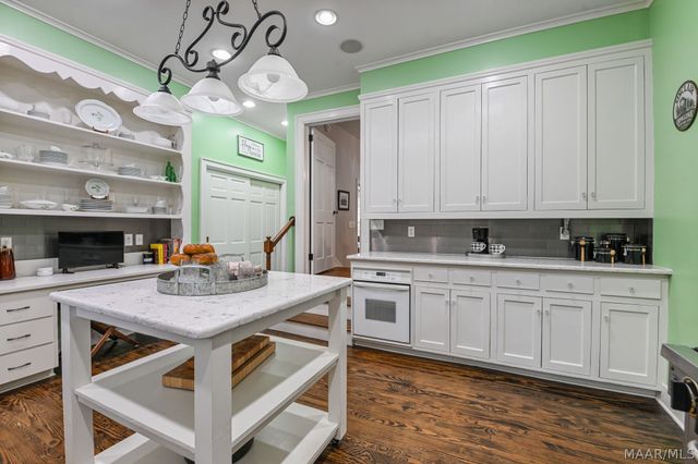 1733 S Perry Street, Montgomery, AL 36104