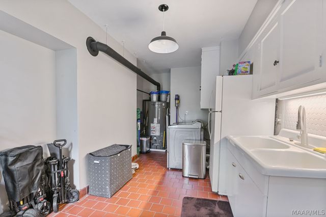 1733 S Perry Street, Montgomery, AL 36104