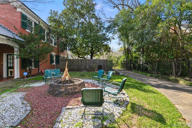 1733 S Perry Street, Montgomery, AL 36104