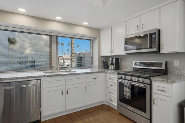 41597 Armanac Court, Palm Desert, CA 92260