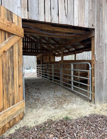 301 Otter Creek Road, Strunk, KY 42649