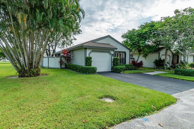 13335 Bedford Mews Court, Wellington, FL 33414