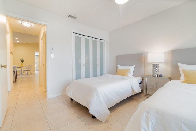 13335 Bedford Mews Court, Wellington, FL 33414