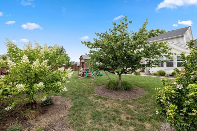 1475 Artesian Lane, Fairborn, OH 45324