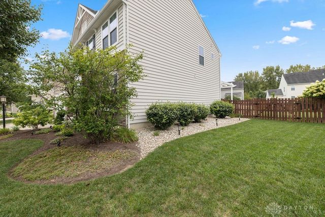 1475 Artesian Lane, Fairborn, OH 45324