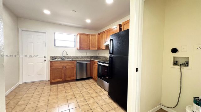 5914 Taylor St 1-2, Hollywood, FL 33021