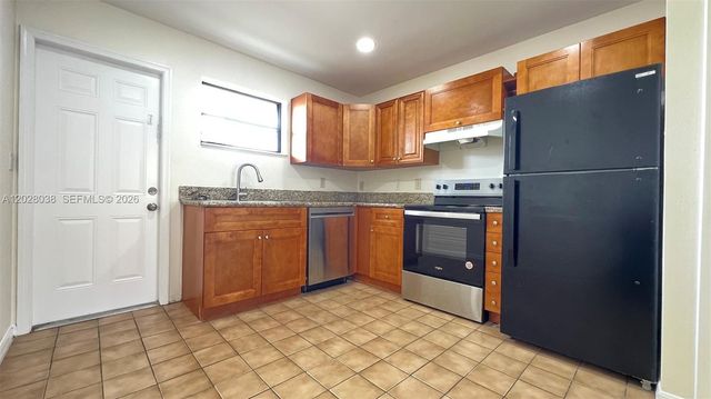 5914 Taylor St 1-2, Hollywood, FL 33021