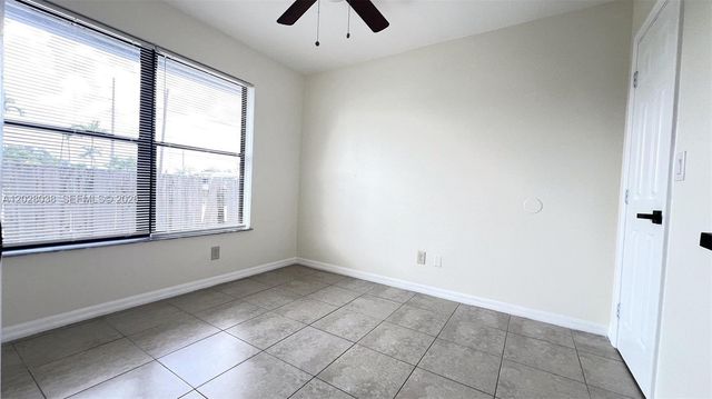 5914 Taylor St 1-2, Hollywood, FL 33021
