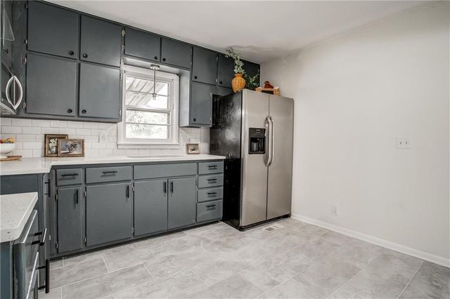 4354 Yecker Avenue, Kansas City, KS 66104