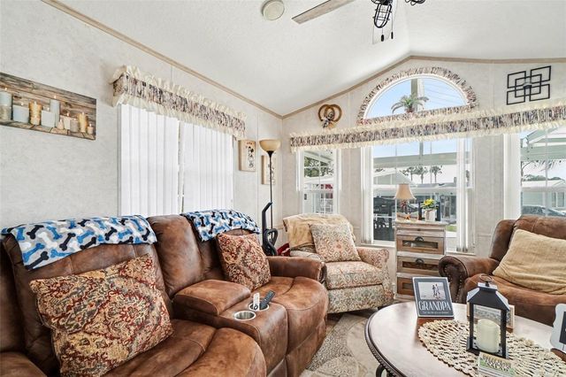 9000 US HIGHWAY 192 529, Clermont, FL 34714